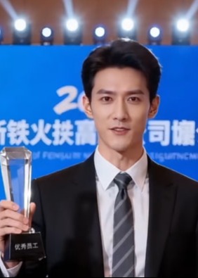 被逼迫放弃事业我选择觉醒-动漫合集