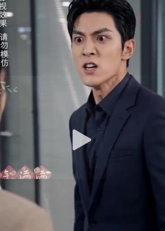 监控一响初恋变陌路-动漫合集海报