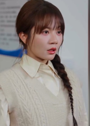被嫌弃的女儿向阳新生-都市日常