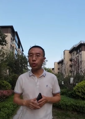 泥泞道上的人情账-动漫合集海报