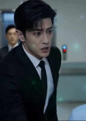 向晚赋光-动漫合集封面图