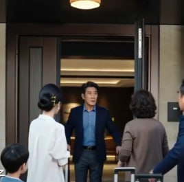 退休当天儿子换了我的门锁-动漫合集