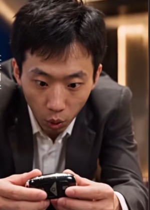 同学会反转角落里的继承人-动漫合集